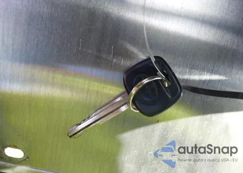 2005 Toyota Camry Le из США, поврежденный, VIN 4T1BE32K85U545028